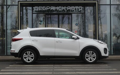 KIA Sportage IV рестайлинг, 2018 год, 2 100 000 рублей, 4 фотография
