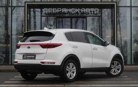 KIA Sportage IV рестайлинг, 2018 год, 2 100 000 рублей, 3 фотография