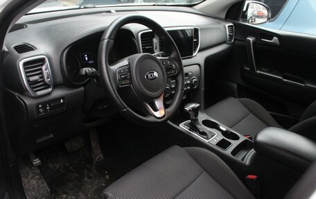 KIA Sportage IV рестайлинг, 2018 год, 2 100 000 рублей, 6 фотография