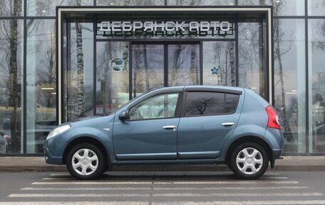 Renault Sandero I, 2012 год, 725 000 рублей, 2 фотография