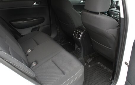 KIA Sportage IV рестайлинг, 2018 год, 2 100 000 рублей, 21 фотография