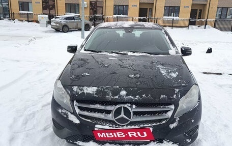 Mercedes-Benz A-Класс, 2014 год, 1 250 000 рублей, 16 фотография