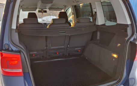 Volkswagen Touran III, 2012 год, 890 000 рублей, 12 фотография