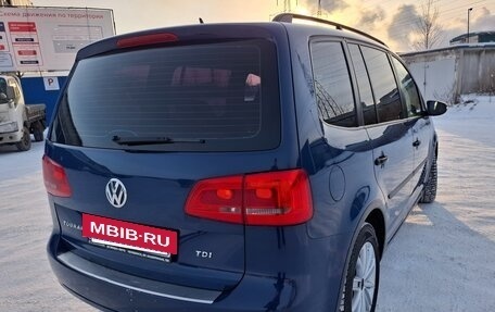 Volkswagen Touran III, 2012 год, 890 000 рублей, 7 фотография