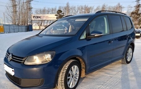 Volkswagen Touran III, 2012 год, 890 000 рублей, 5 фотография