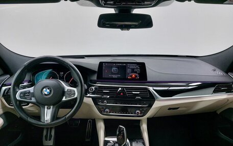 BMW 6 серия, 2018 год, 4 299 000 рублей, 12 фотография