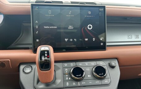 Land Rover Defender II, 2025 год, 22 500 000 рублей, 17 фотография