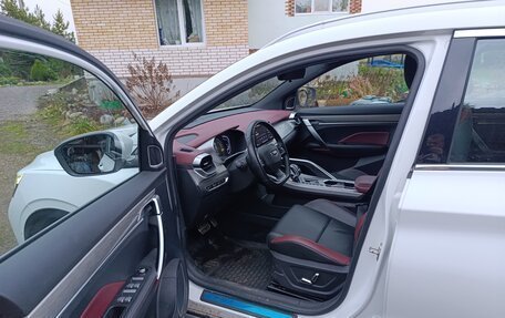 Geely Coolray I, 2022 год, 1 850 000 рублей, 10 фотография