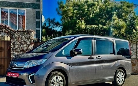 Honda Stepwgn IV, 2021 год, 2 400 000 рублей, 1 фотография