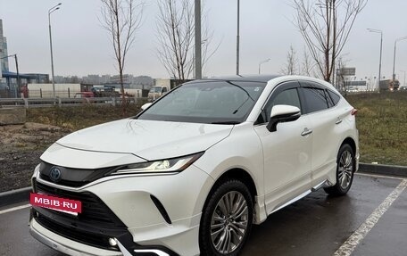 Toyota Harrier, 2021 год, 4 350 000 рублей, 17 фотография