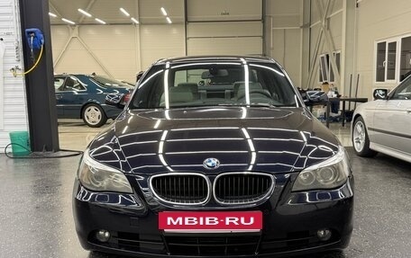 BMW 5 серия, 2004 год, 1 650 000 рублей, 10 фотография