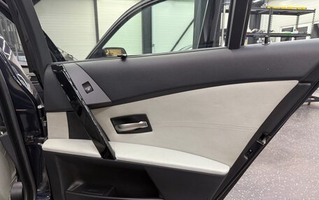 BMW 5 серия, 2004 год, 1 650 000 рублей, 27 фотография