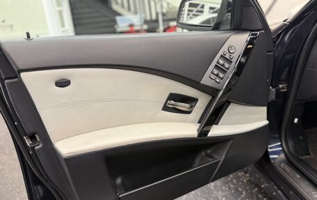 BMW 5 серия, 2004 год, 1 650 000 рублей, 28 фотография