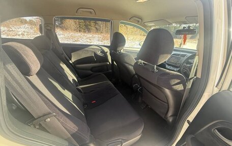 Honda Stream II, 2008 год, 1 050 000 рублей, 15 фотография