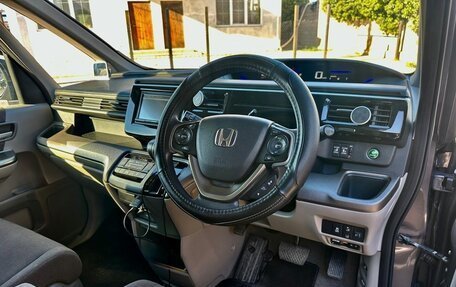 Honda Stepwgn IV, 2021 год, 2 400 000 рублей, 14 фотография