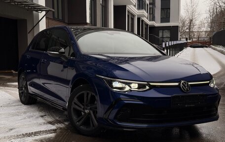 Volkswagen Golf VIII, 2022 год, 2 200 000 рублей, 2 фотография