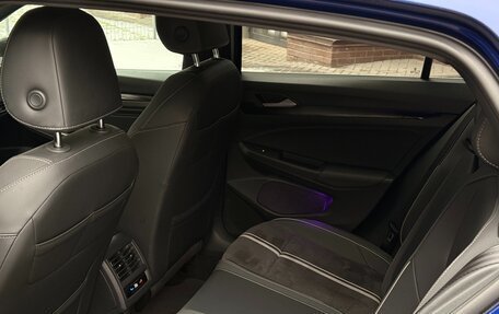 Volkswagen Golf VIII, 2022 год, 2 200 000 рублей, 14 фотография