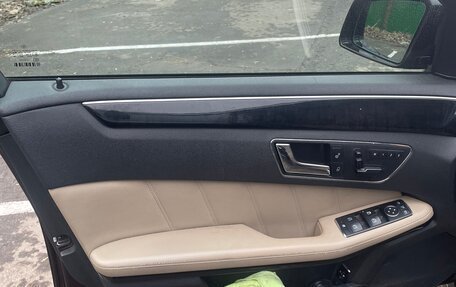 Mercedes-Benz E-Класс, 2010 год, 1 320 000 рублей, 9 фотография