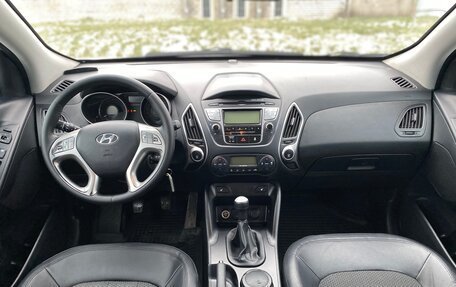 Hyundai ix35 I рестайлинг, 2012 год, 990 000 рублей, 17 фотография