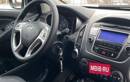 Hyundai ix35 I рестайлинг, 2012 год, 990 000 рублей, 18 фотография