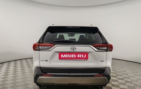 Toyota RAV4, 2025 год, 4 390 000 рублей, 6 фотография