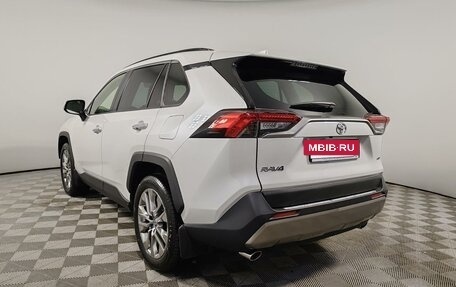 Toyota RAV4, 2025 год, 4 390 000 рублей, 7 фотография