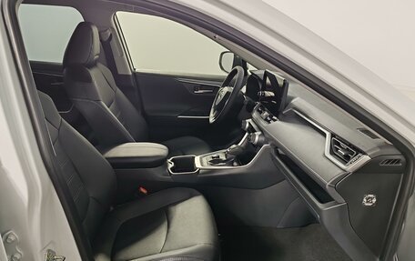 Toyota RAV4, 2025 год, 4 390 000 рублей, 10 фотография