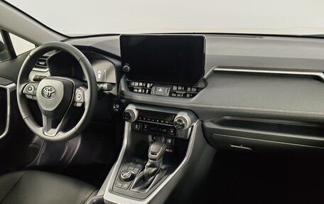 Toyota RAV4, 2025 год, 4 390 000 рублей, 12 фотография