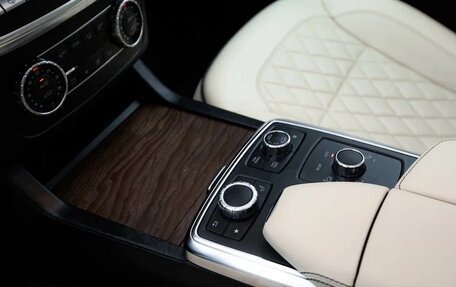 Mercedes-Benz GL-Класс, 2013 год, 7 фотография