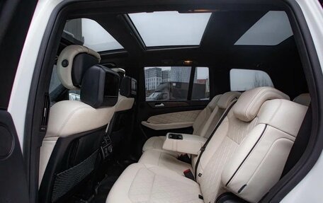 Mercedes-Benz GL-Класс, 2013 год, 23 фотография