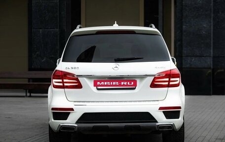 Mercedes-Benz GL-Класс, 2013 год, 15 фотография