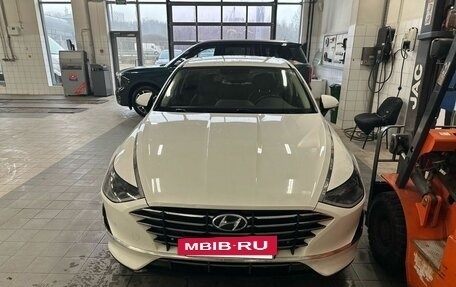 Hyundai Sonata VIII, 2019 год, 1 850 000 рублей, 6 фотография