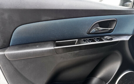 Chevrolet Cruze II, 2013 год, 680 000 рублей, 7 фотография