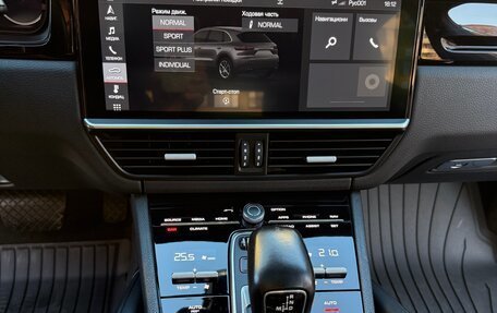 Porsche Cayenne III, 2019 год, 6 999 999 рублей, 16 фотография