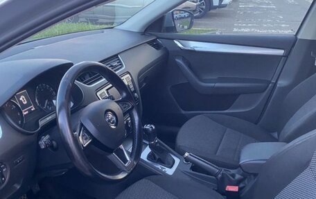 Skoda Octavia, 2013 год, 1 000 000 рублей, 9 фотография