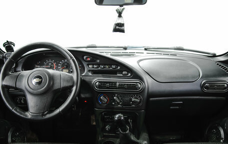 Chevrolet Niva I рестайлинг, 2012 год, 600 000 рублей, 5 фотография