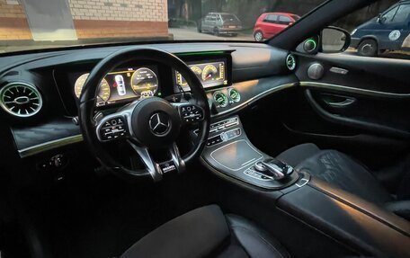 Mercedes-Benz E-Класс, 2018 год, 3 150 000 рублей, 19 фотография