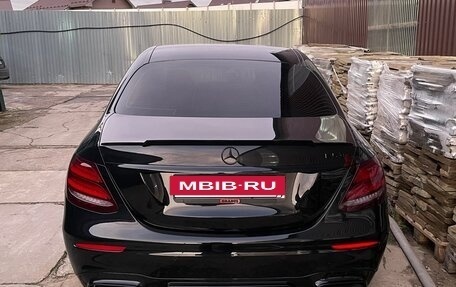 Mercedes-Benz E-Класс, 2018 год, 3 150 000 рублей, 11 фотография