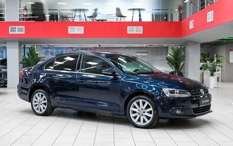 Volkswagen Jetta VI, 2012 год, 849 000 рублей, 3 фотография