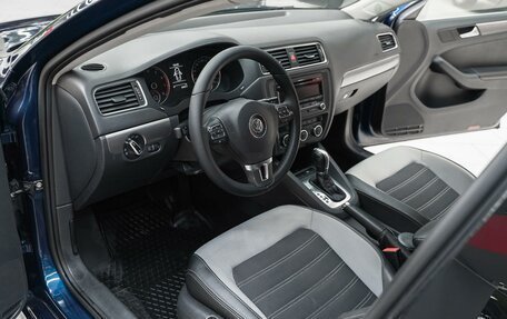 Volkswagen Jetta VI, 2012 год, 849 000 рублей, 6 фотография