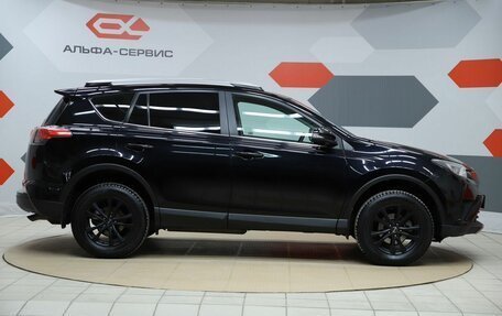 Toyota RAV4, 2017 год, 2 590 000 рублей, 4 фотография