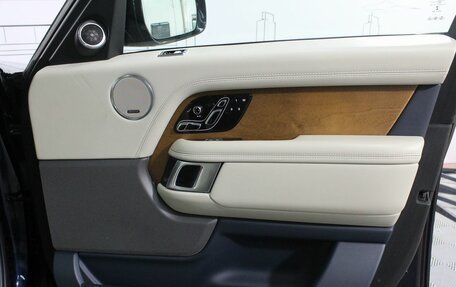 Land Rover Range Rover IV рестайлинг, 2019 год, 7 900 000 рублей, 15 фотография