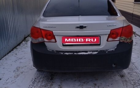 Chevrolet Cruze II, 2010 год, 350 000 рублей, 2 фотография