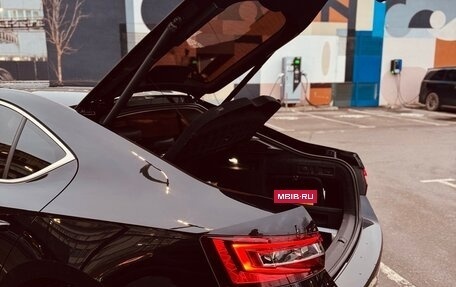 Skoda Superb III рестайлинг, 2018 год, 1 900 000 рублей, 8 фотография