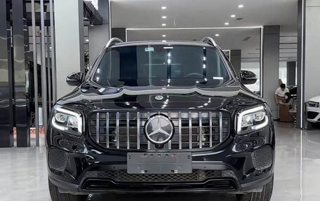 Mercedes-Benz GLB, 2021 год, 2 357 504 рублей, 2 фотография
