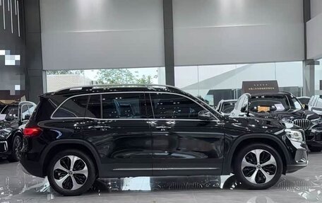 Mercedes-Benz GLB, 2021 год, 2 357 504 рублей, 3 фотография