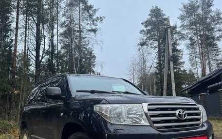 Toyota Land Cruiser 200, 2011 год, 2 900 000 рублей, 2 фотография