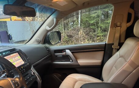Toyota Land Cruiser 200, 2011 год, 2 900 000 рублей, 5 фотография