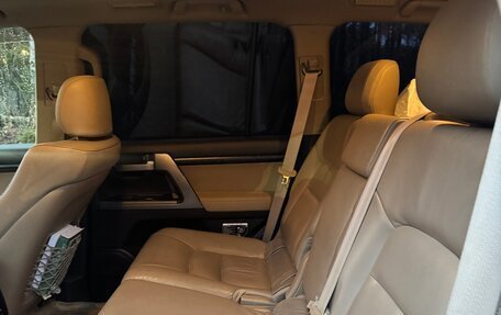 Toyota Land Cruiser 200, 2011 год, 2 900 000 рублей, 6 фотография