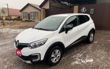 Renault Kaptur I рестайлинг, 2019 год, 1 269 000 рублей, 1 фотография
